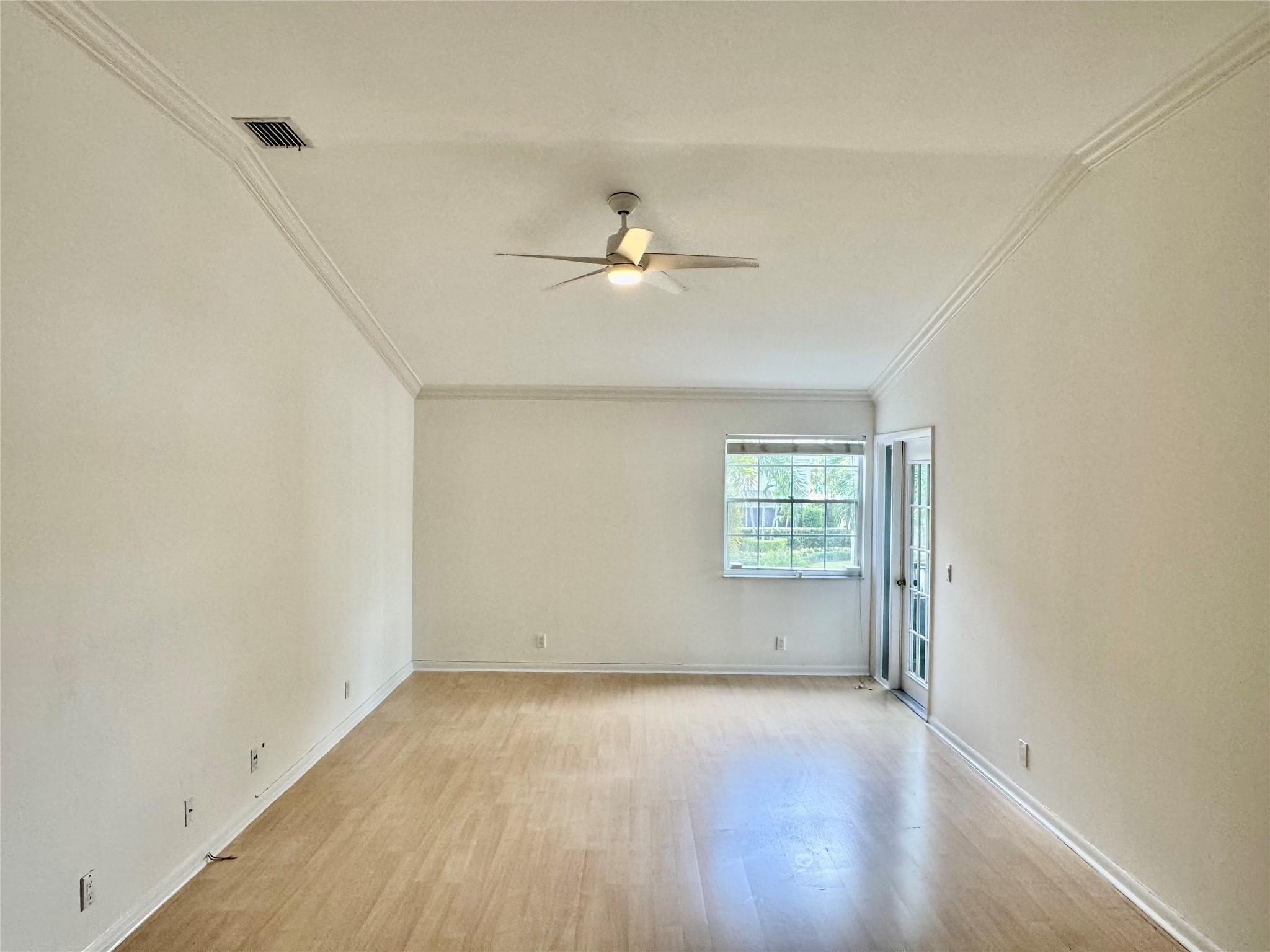 Carriage Houses 01 Condo - Residential Lease