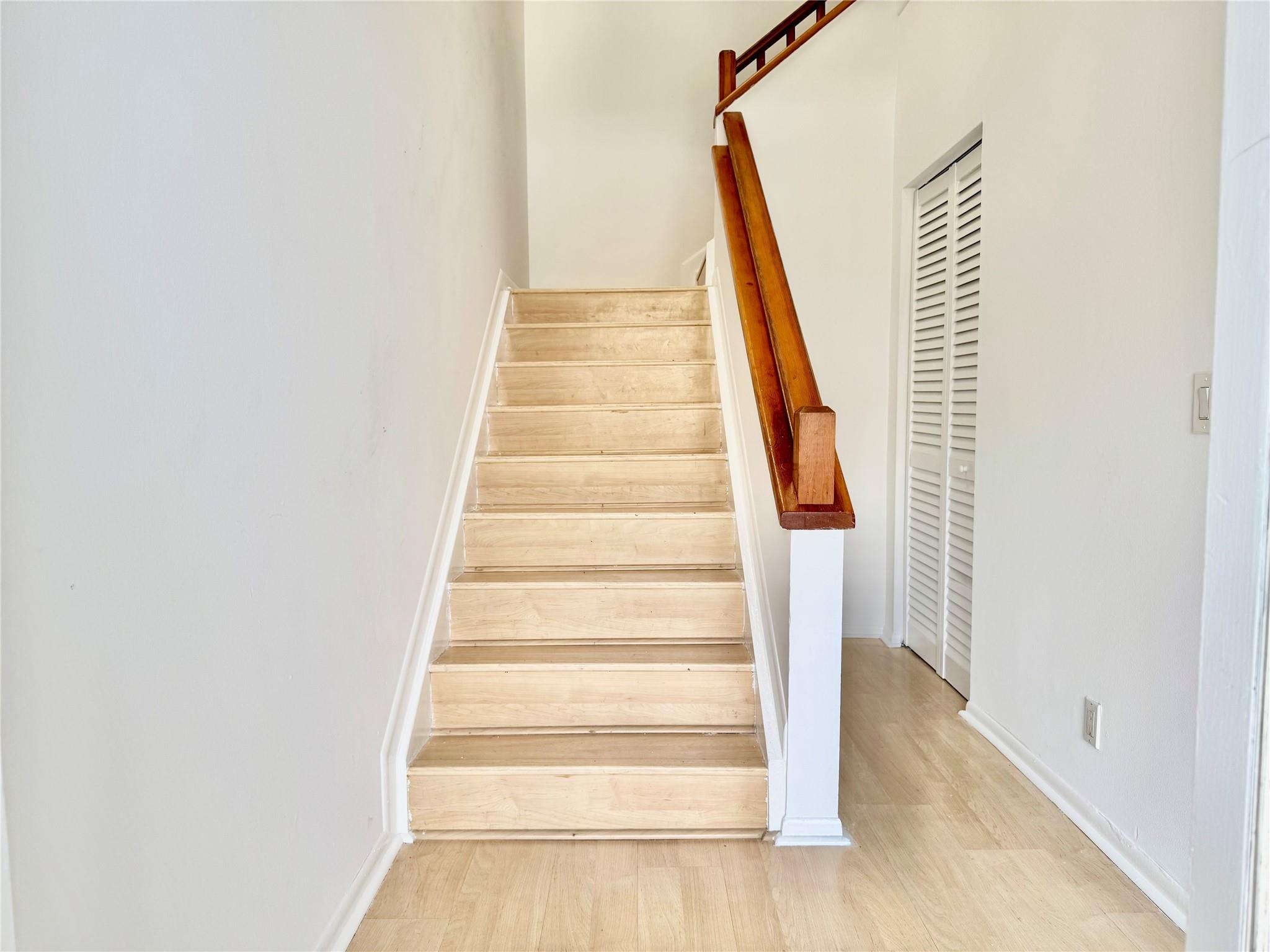 Carriage Houses 01 Condo - Residential Lease