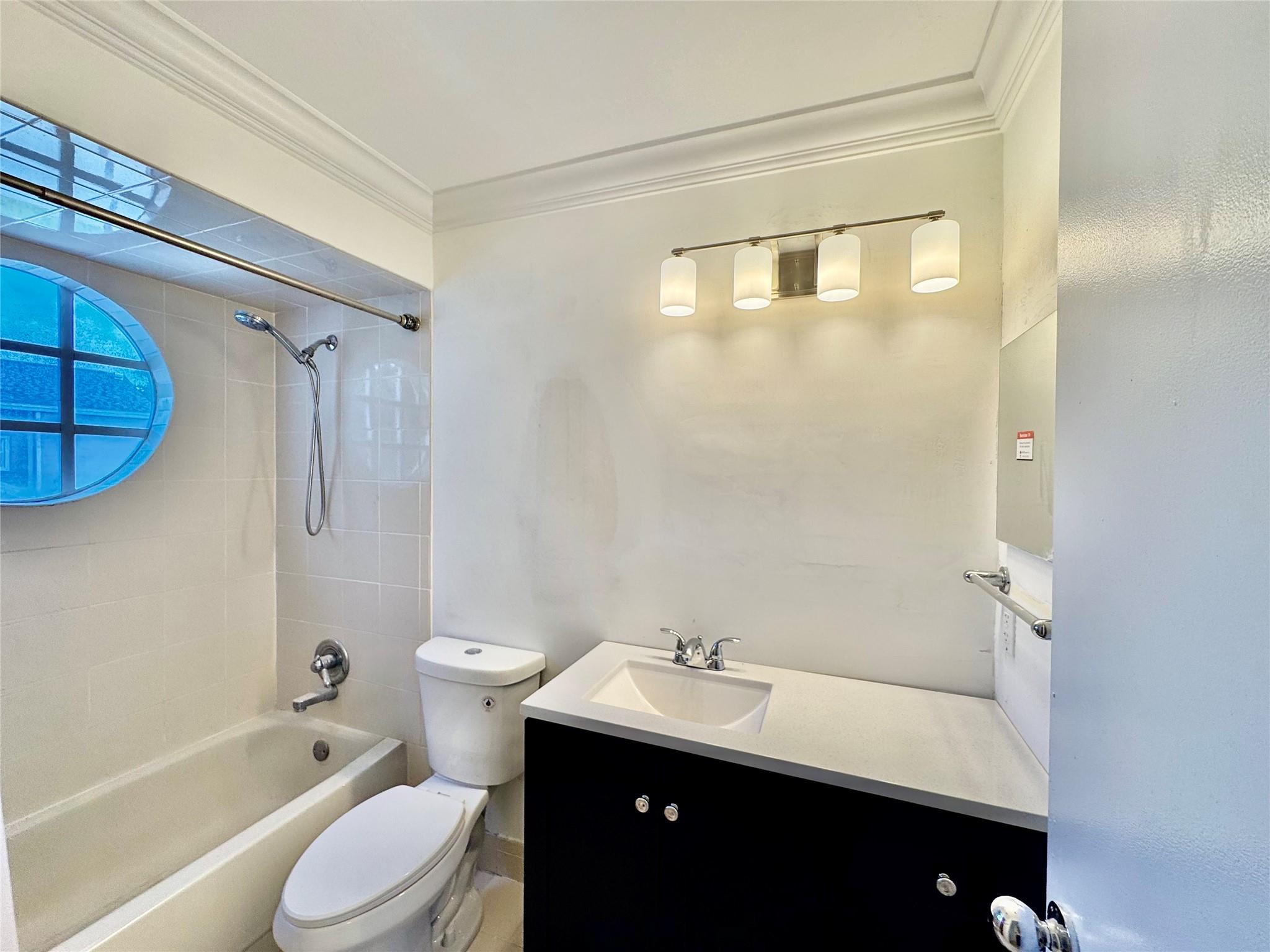 Carriage Houses 01 Condo - Residential Lease