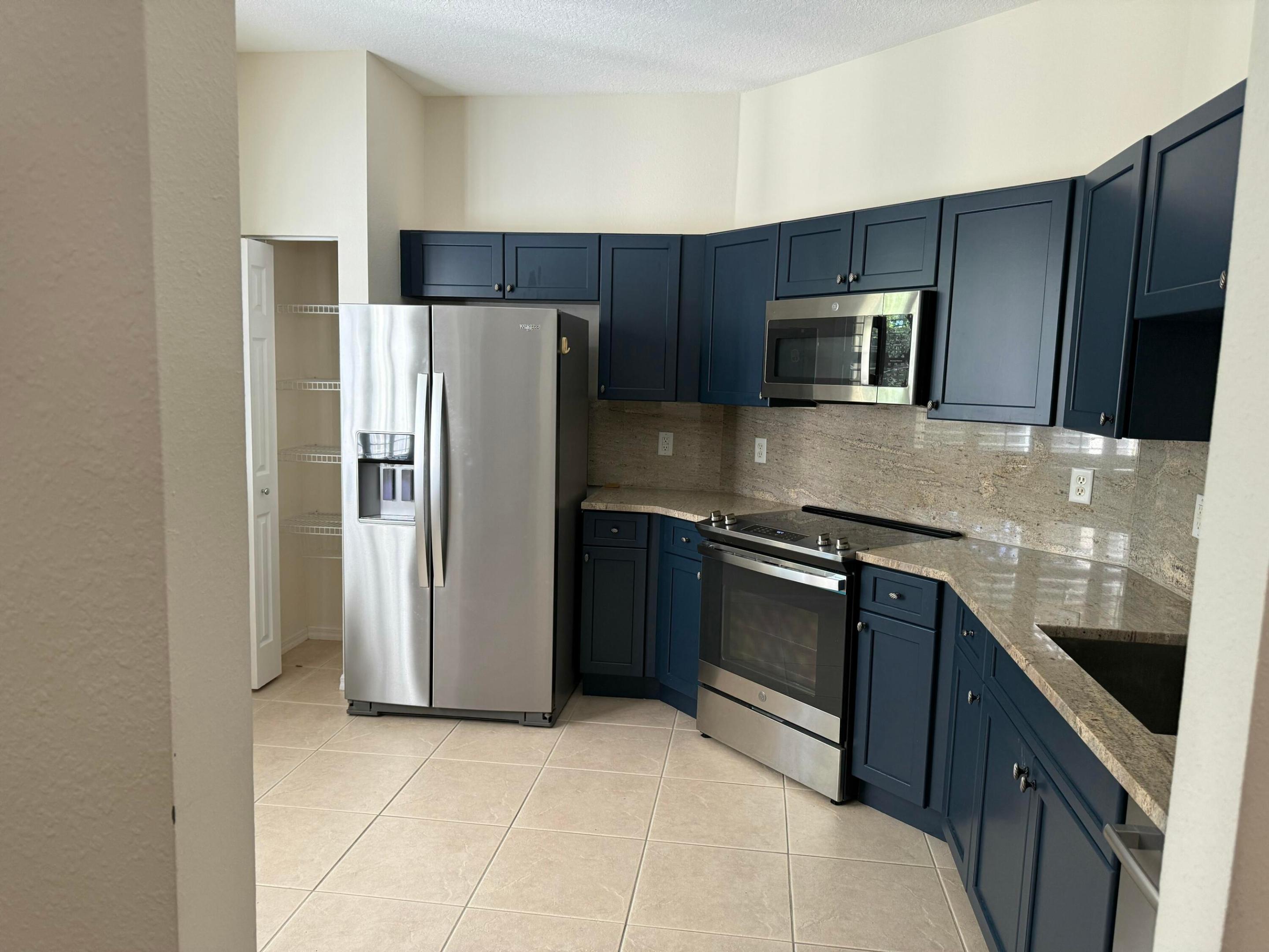 Lake Forest - Residential