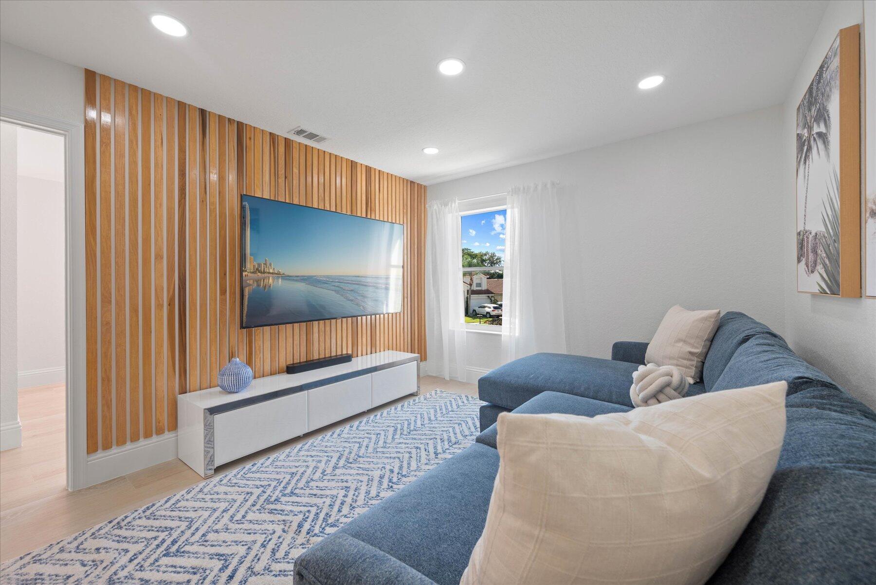 ISLES AT WELLINGTON 1 - Residential