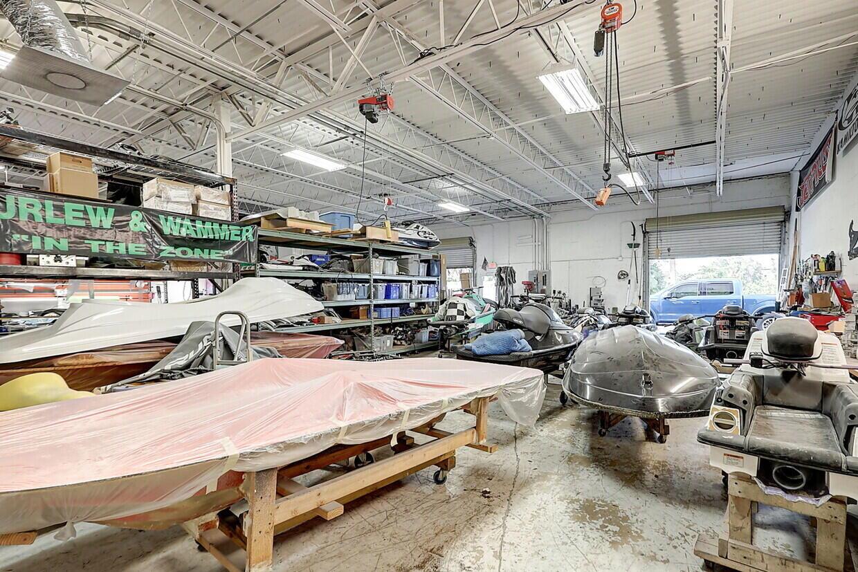 CENTRAL IND PARK NORTH - Commercial Lease