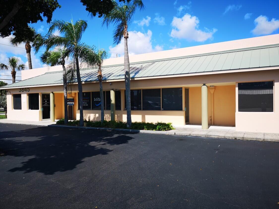 CENTRAL IND PARK NORTH - Commercial Lease