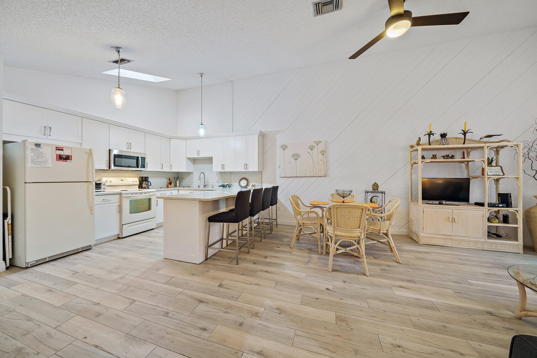 OCEANSIDE TERRACE CONDO - Residential Lease