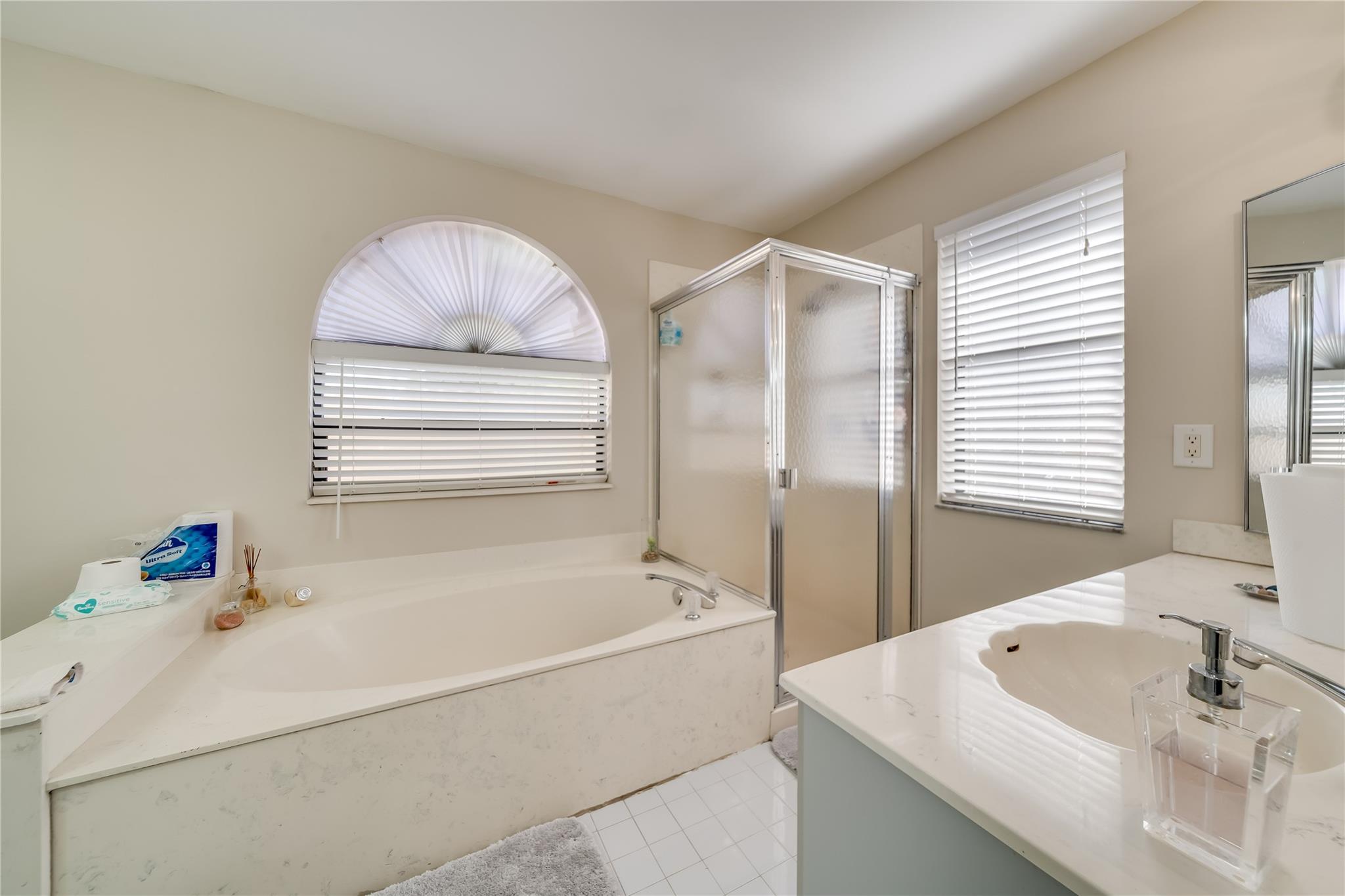 Waverly Hundred 141-40 B - Residential