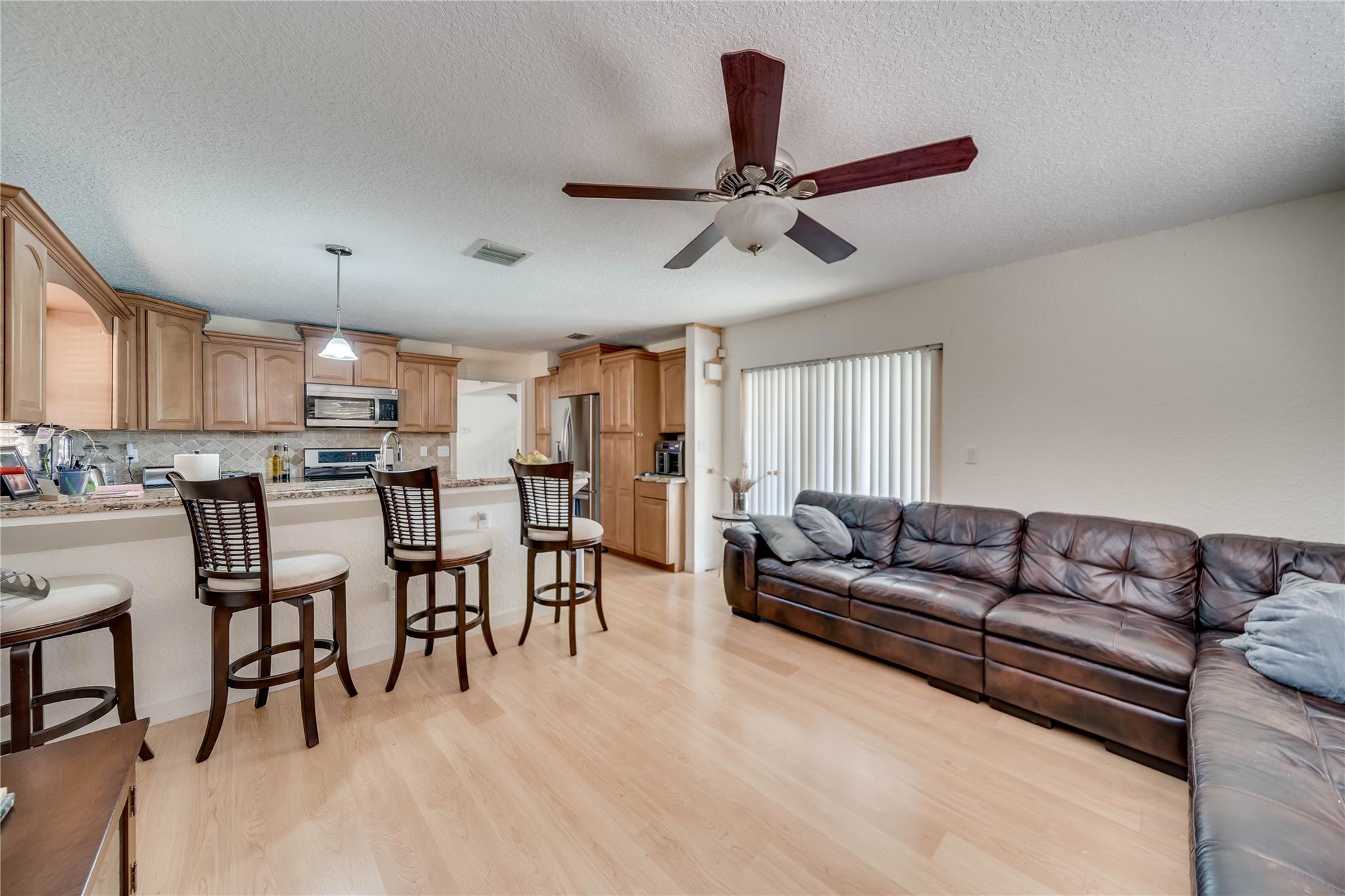 Waverly Hundred 141-40 B - Residential
