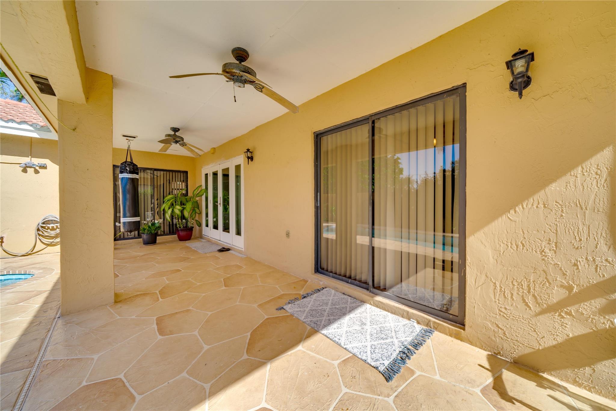 Waverly Hundred 141-40 B - Residential