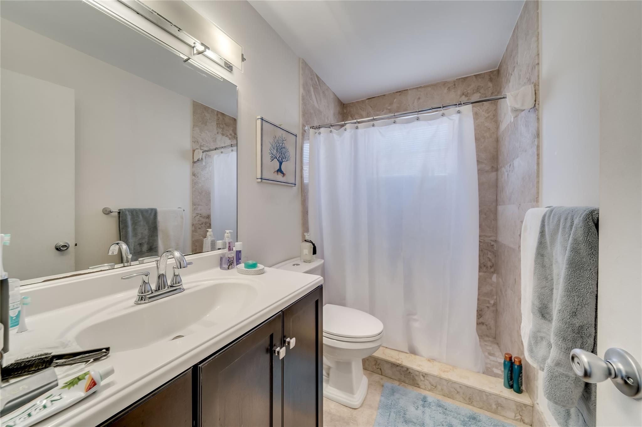 Waverly Hundred 141-40 B - Residential