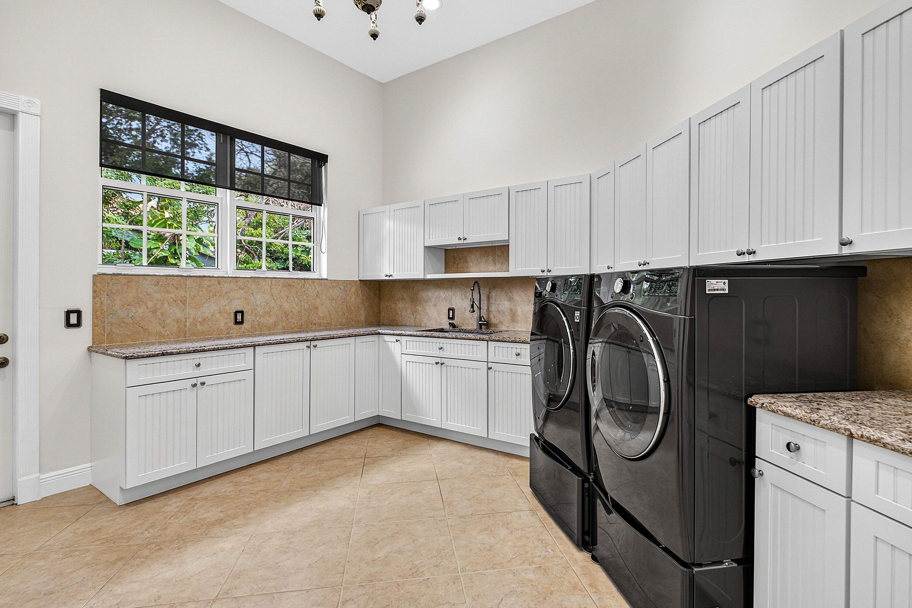 Pine Tree Estates - Residential