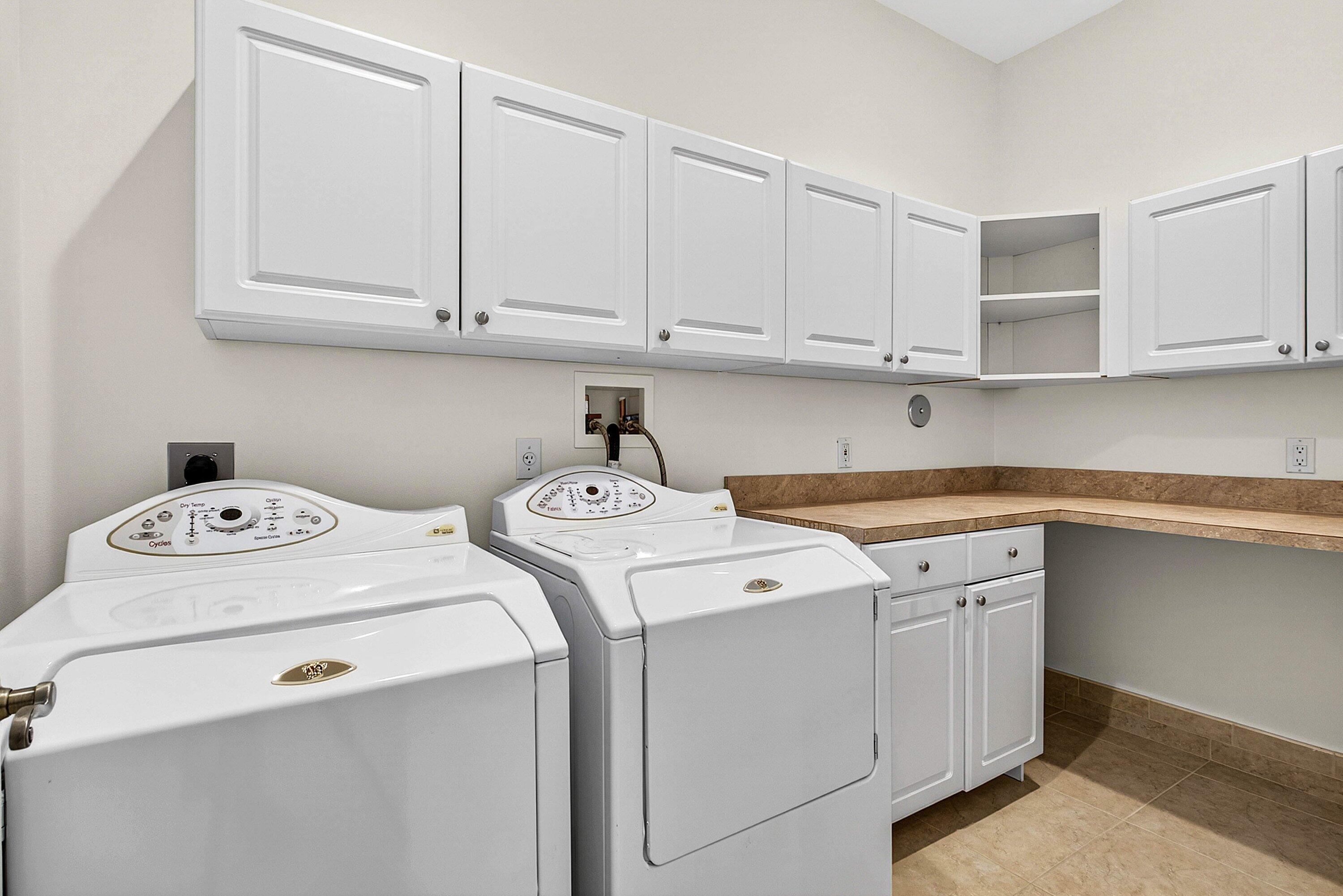 Pine Tree Estates - Residential