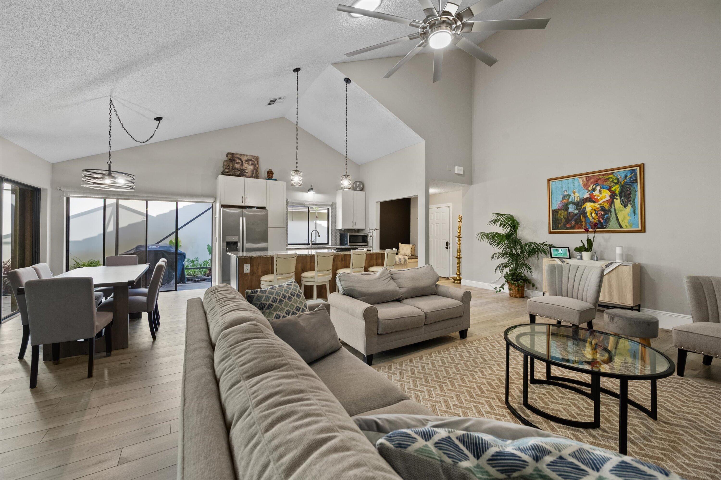 2895 FARRAGUT Lane
