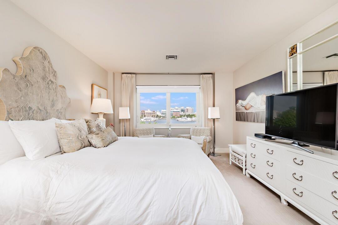 PALM BEACH TOWERS CONDO - Residential