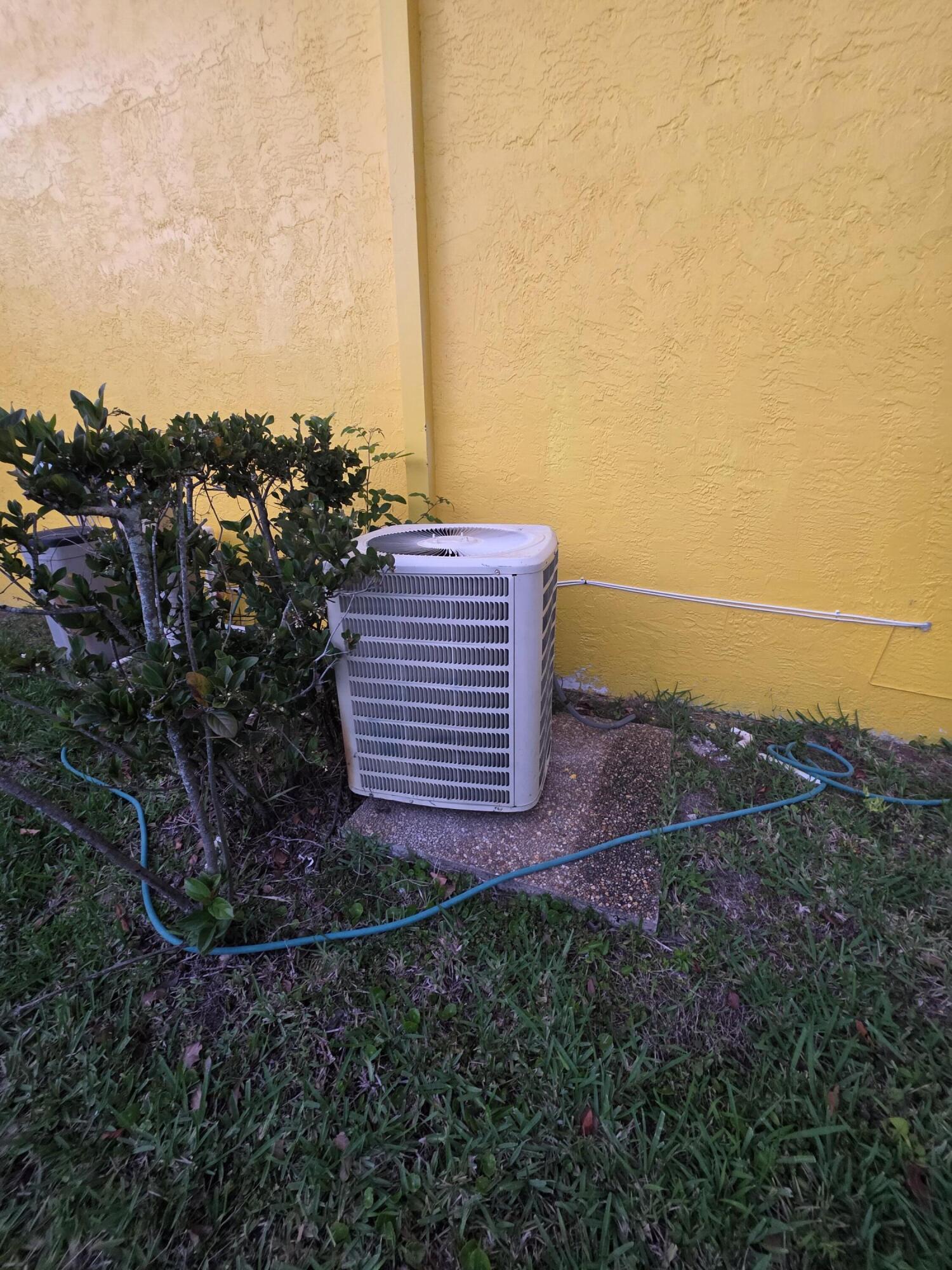 NORTH SPRINGS - Residential