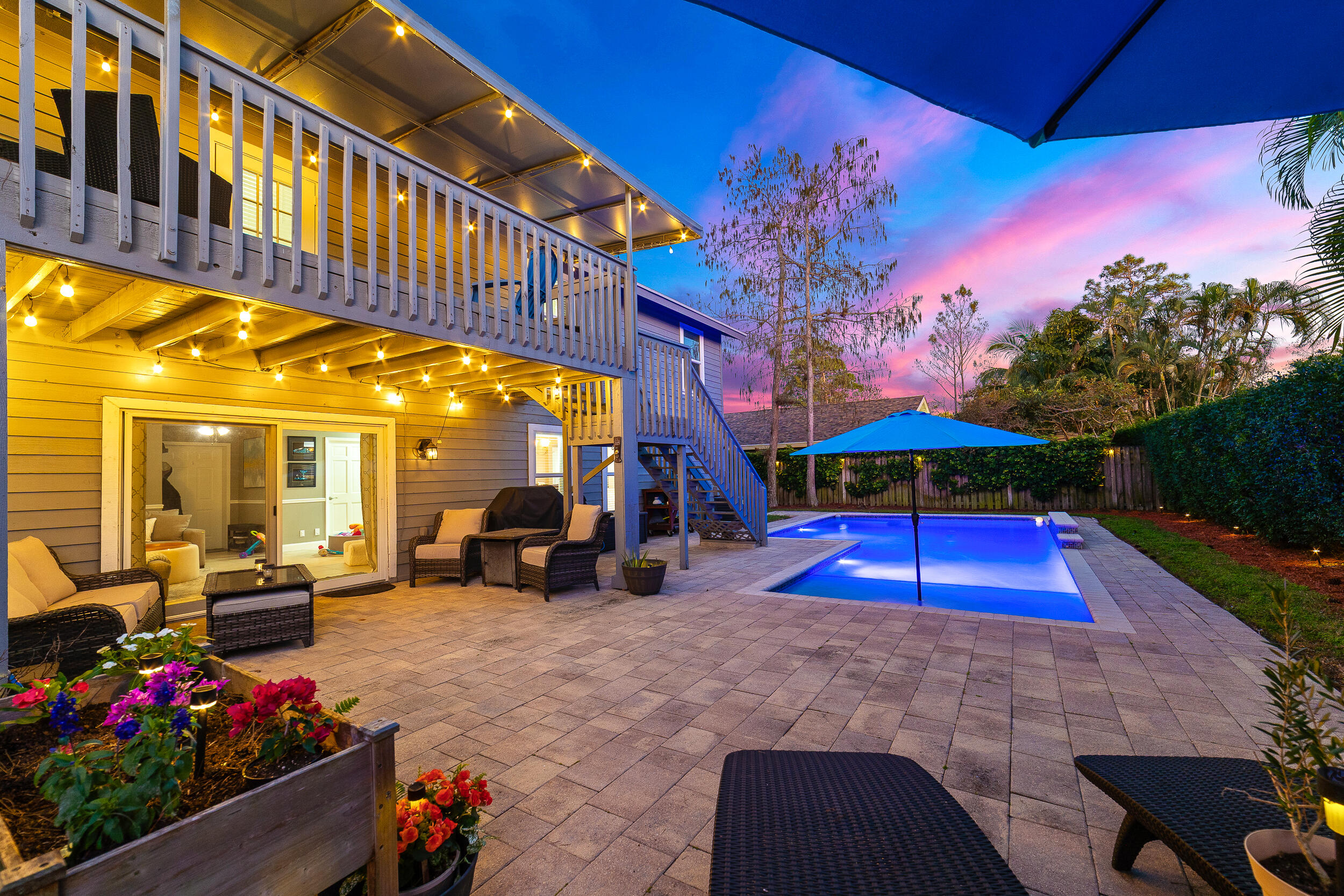 SUGAR POND MANOR OF WELLINGTON - Residential