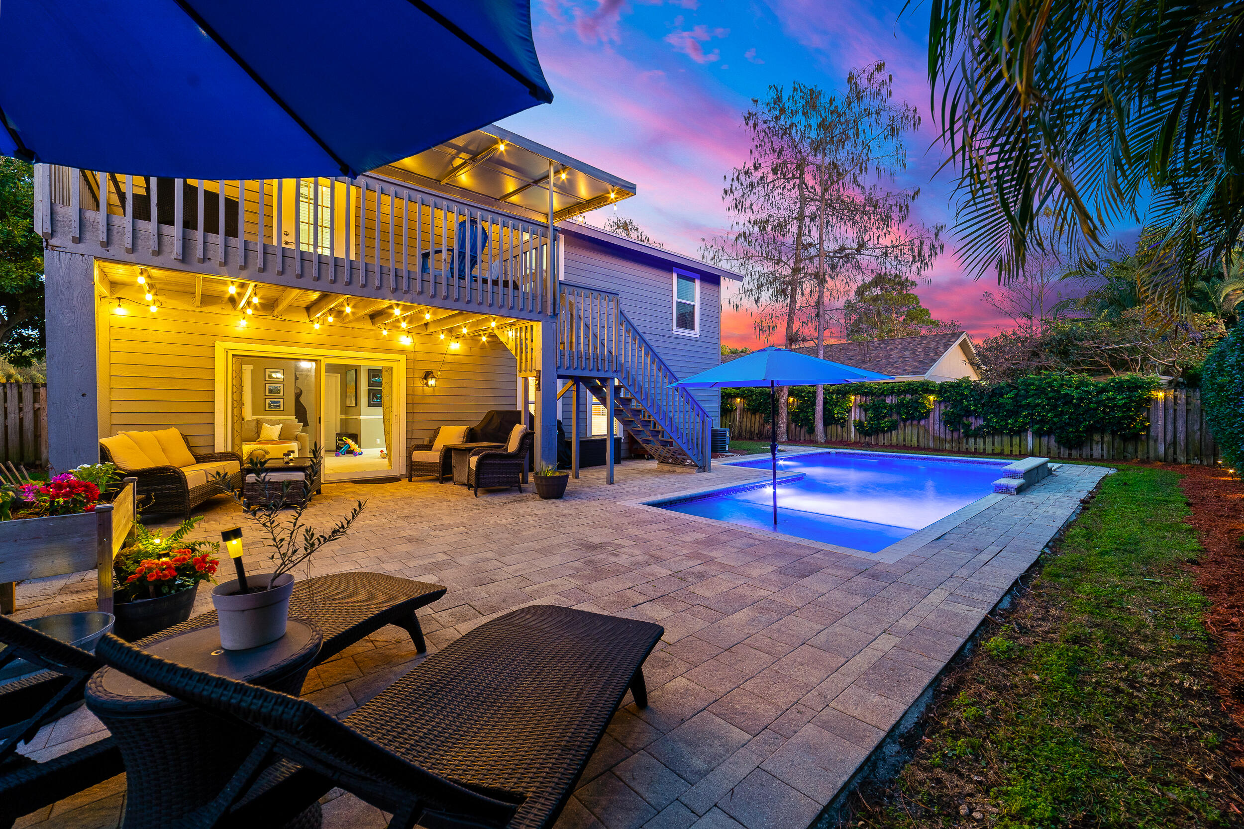 SUGAR POND MANOR OF WELLINGTON - Residential