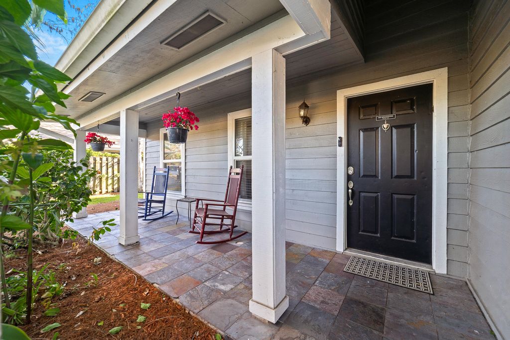 Photo of 1045 Raintree Lane, Wellington, FL 33414 (MLS # R11160978)