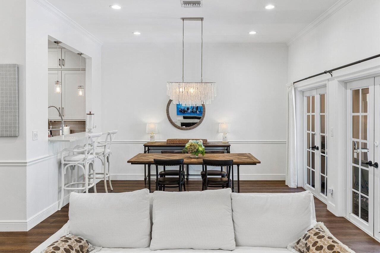 CHARLESTON PLACE - Residential