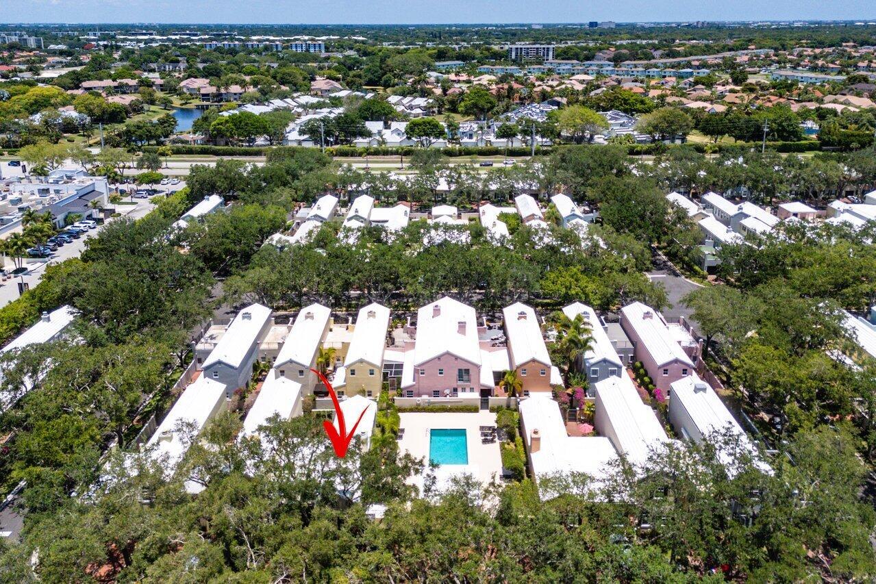 CHARLESTON PLACE - Residential