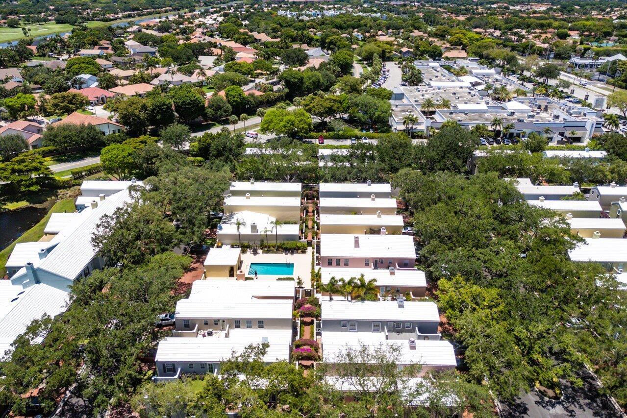 CHARLESTON PLACE - Residential