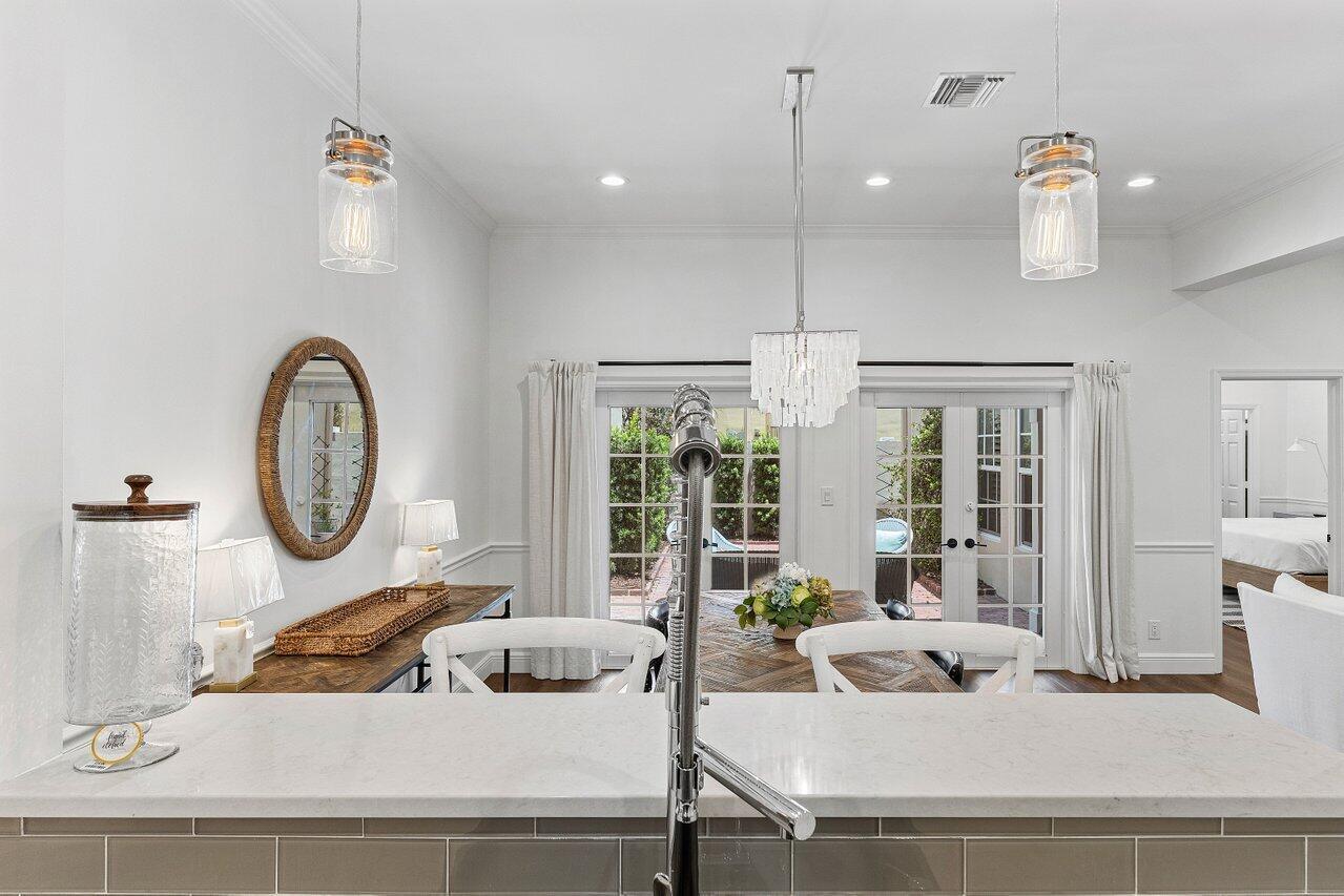 CHARLESTON PLACE - Residential