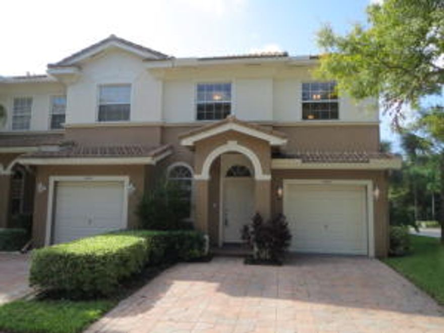 Light and bright 3 bed 3.5 bath corner townhome featuring tile floors downstairs, fresh paint, new carpet, an open kitchen, larger master suite, open patio, and a 1cg. The community features a pool, clubhouse, and play area. Great location with easy access to I-95, shopping, dining, schools, golf, downtown Delray, and the beach.