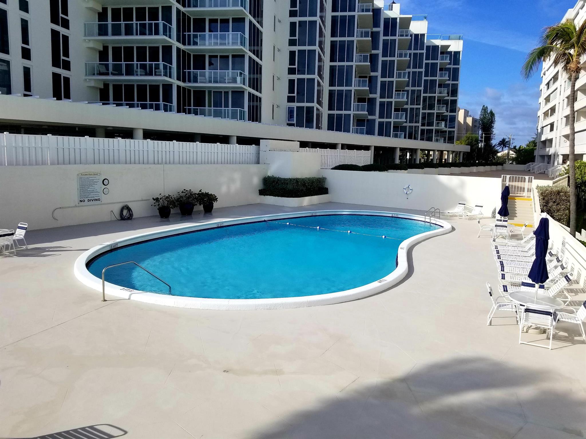 TUSCANY OF PALM BEACH CON - Residential Lease
