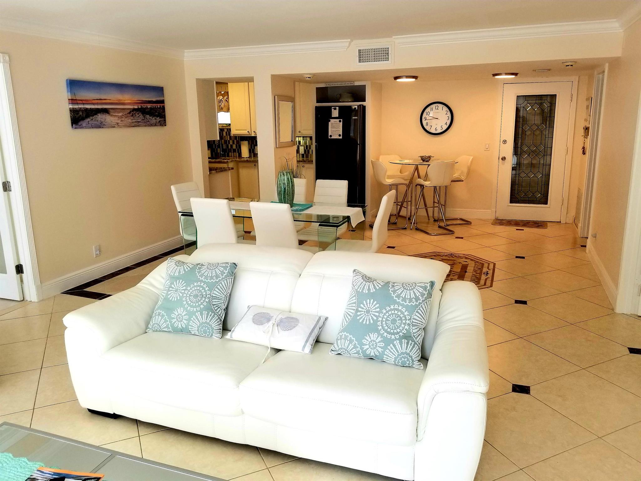 TUSCANY OF PALM BEACH CON - Residential Lease