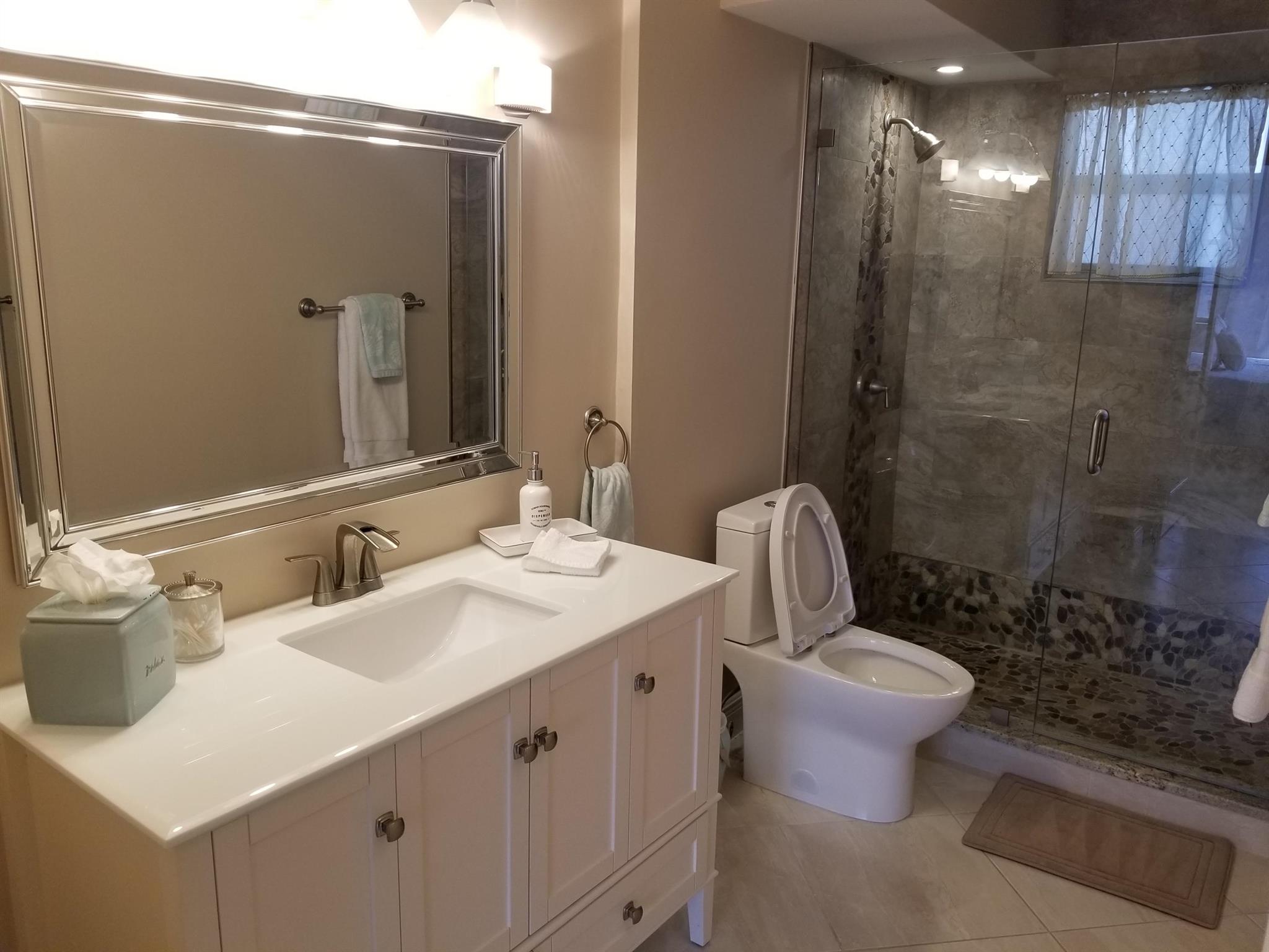 TUSCANY OF PALM BEACH CON - Residential Lease