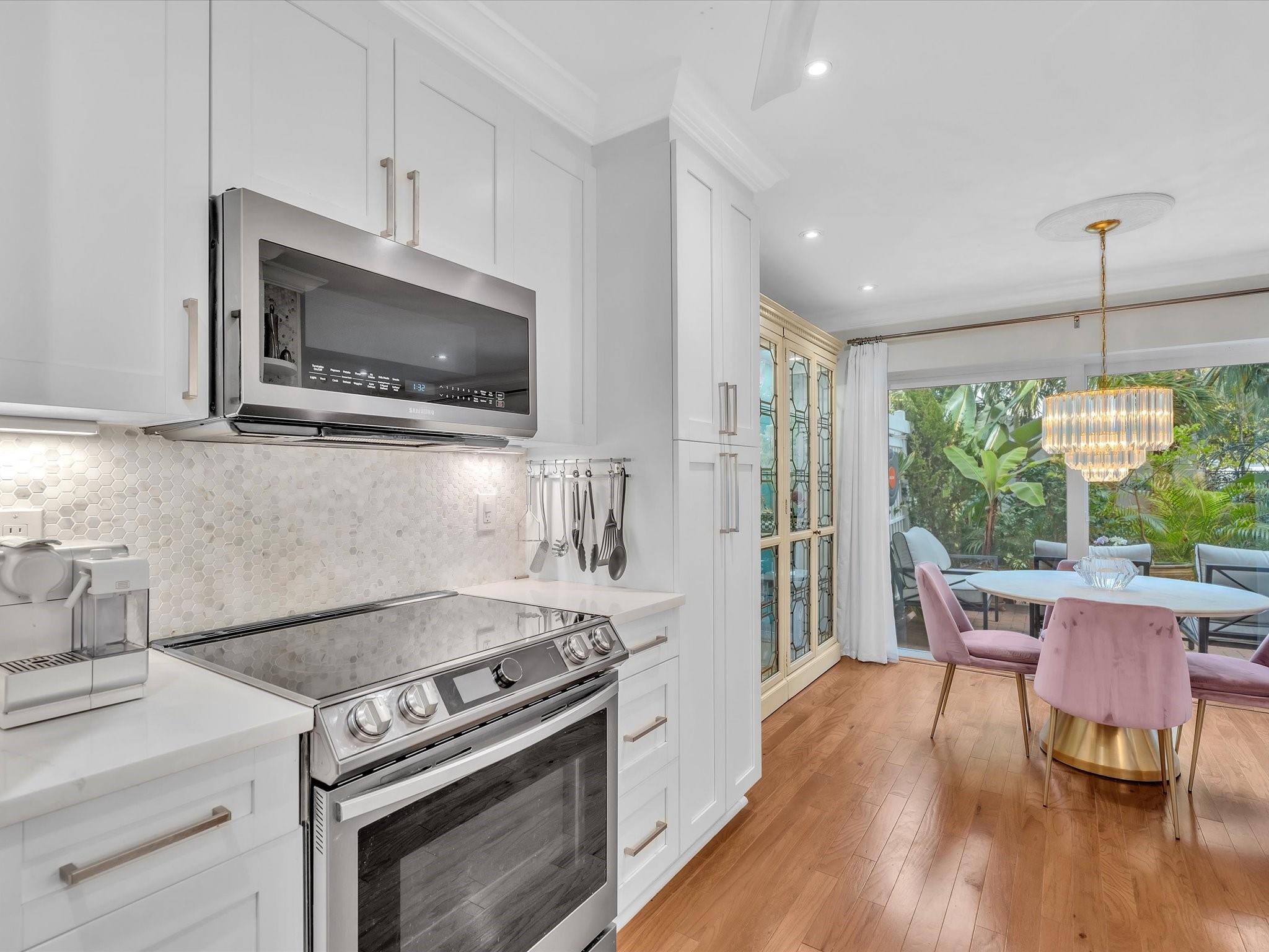 Townhouse Isle - Residential