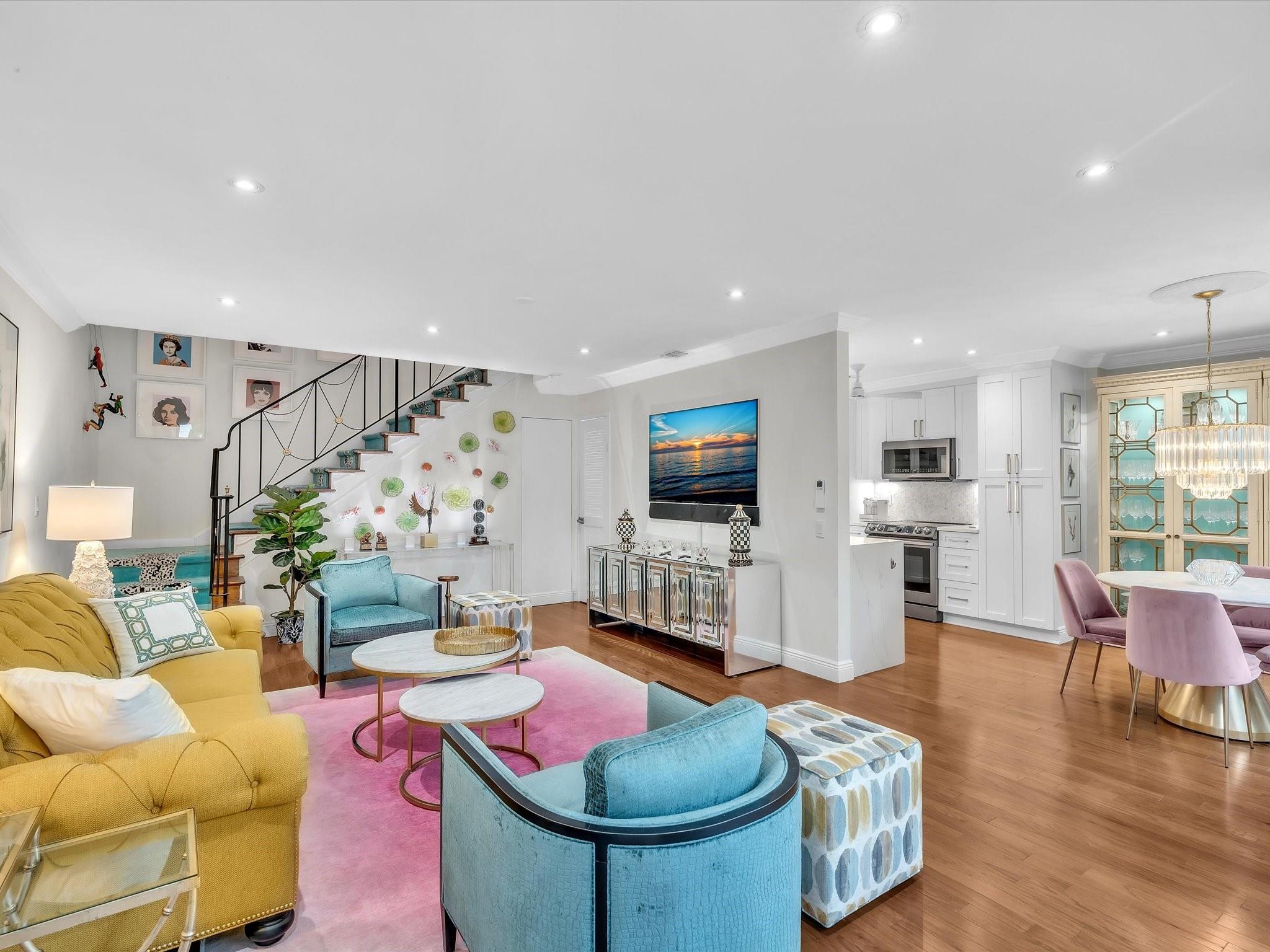 Townhouse Isle - Residential