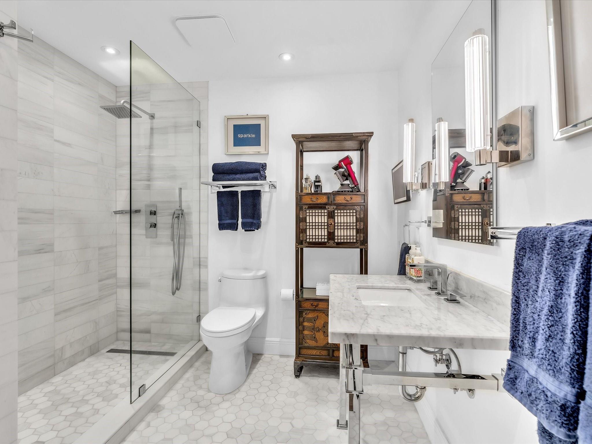 Townhouse Isle - Residential