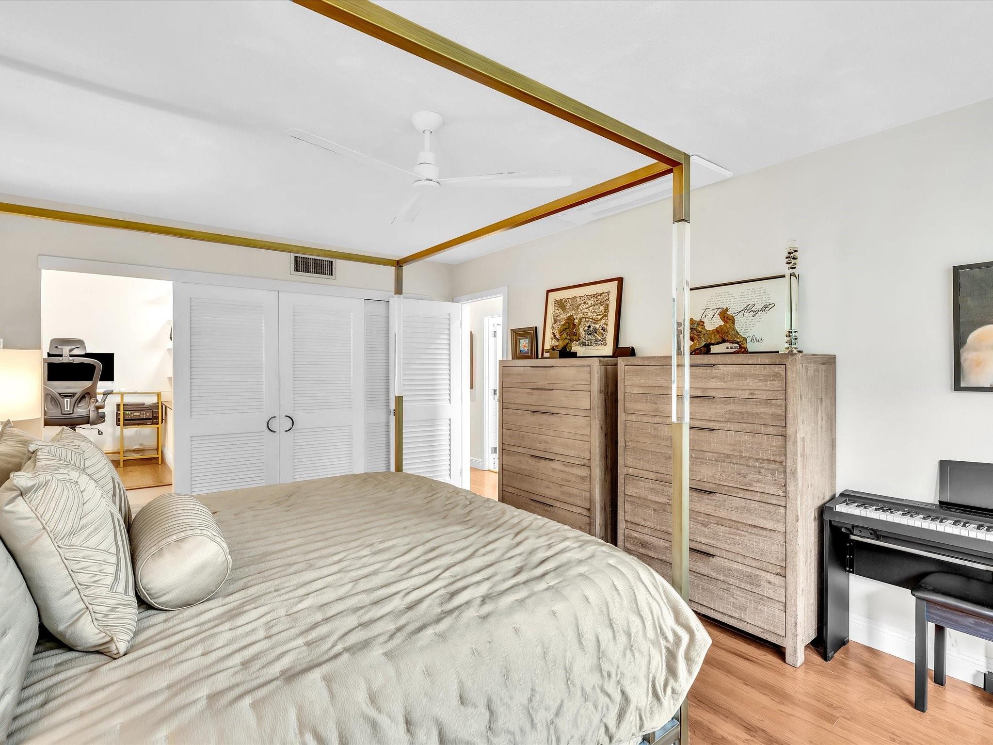 Townhouse Isle - Residential