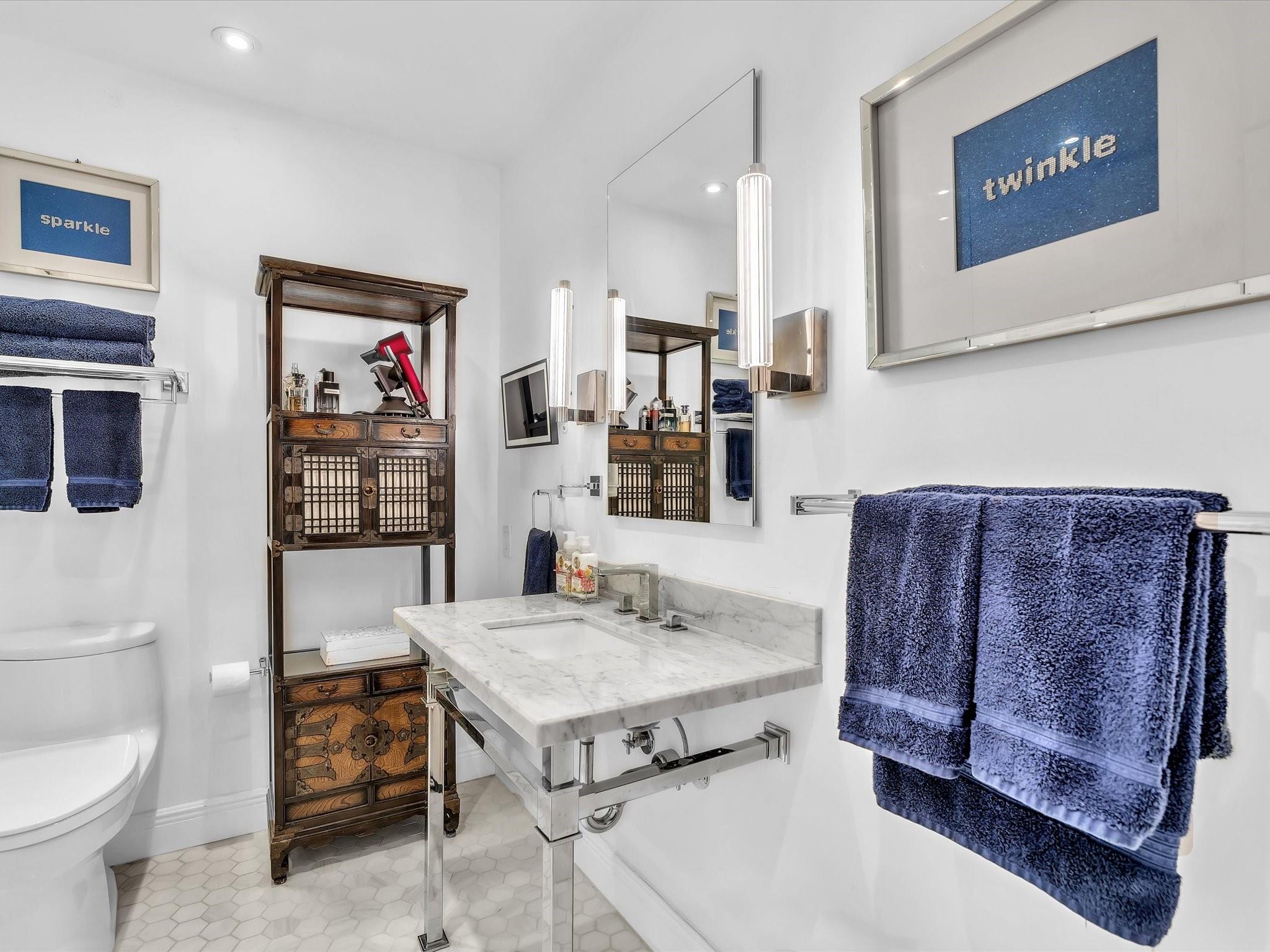 Townhouse Isle - Residential