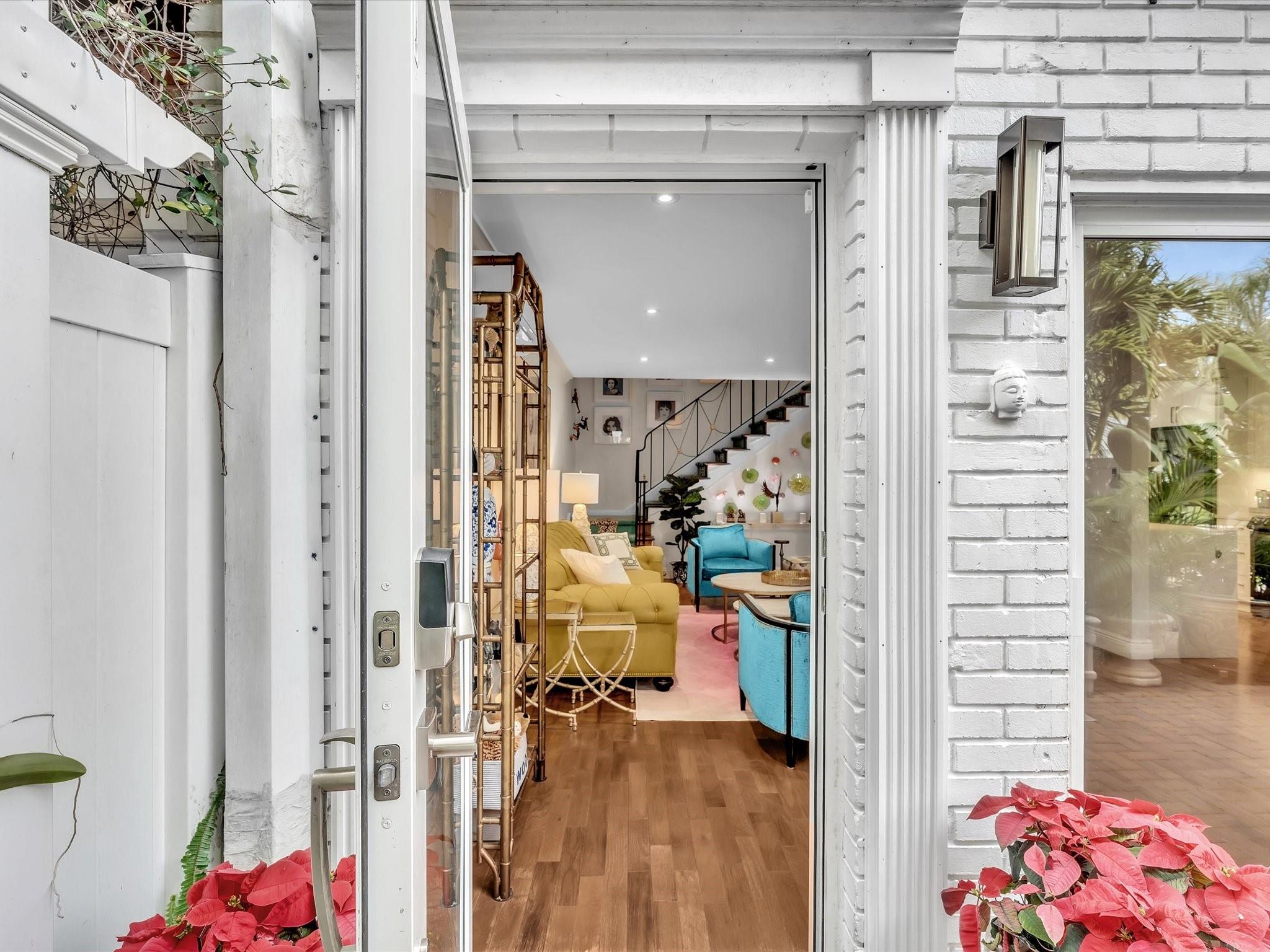 Townhouse Isle - Residential