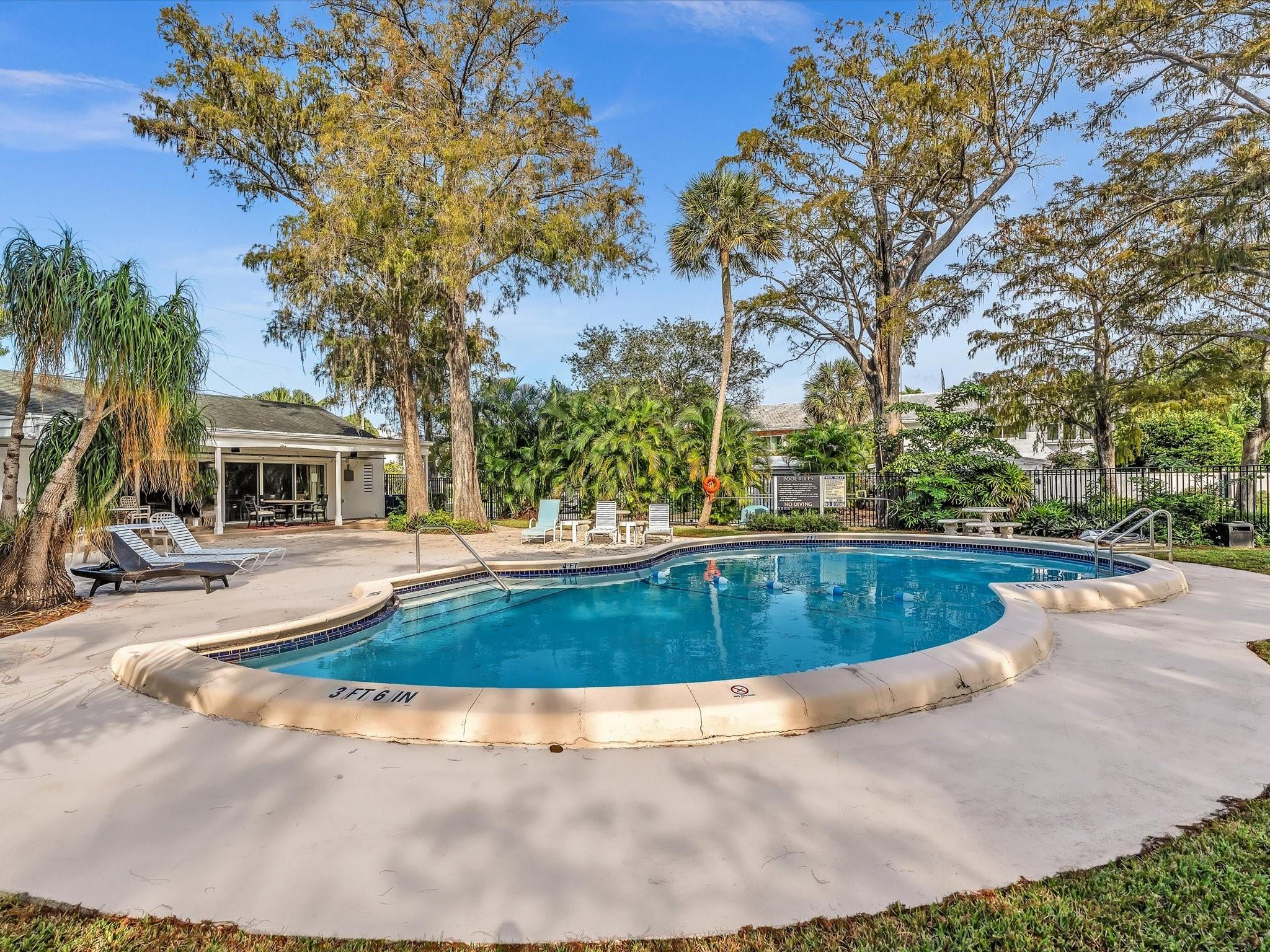 Townhouse Isle - Residential