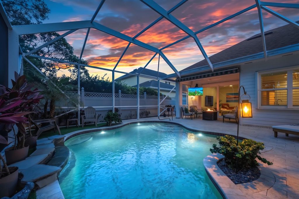 Photo of 516 Sweet Bay Circle, Jupiter, FL 33458 (MLS # B26049971)