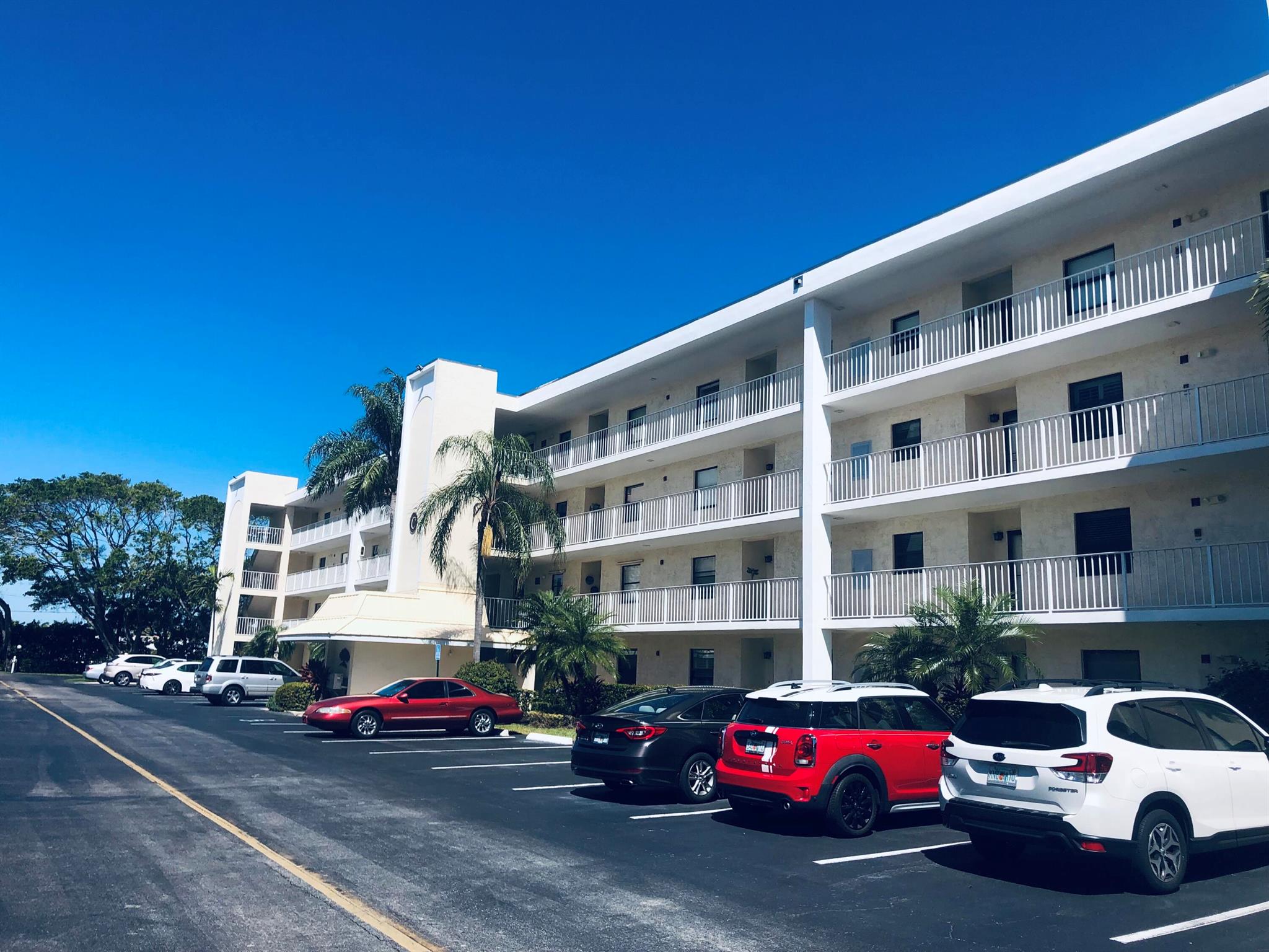 Ready for immediate occupancy! Freshly painted with Luxury Vinyl Flooring throughout living and dining room and both bedrooms. The condo and screened porch faces east with views of the ocean just blocks away. Walk to the beach and Jupiter Inlet, restaurants the Maltz Theatre, Publix and the Intracoastal at Harbourside. Ocean Parks features two pools and two clubhouses and a picnic area for your enjoyment.