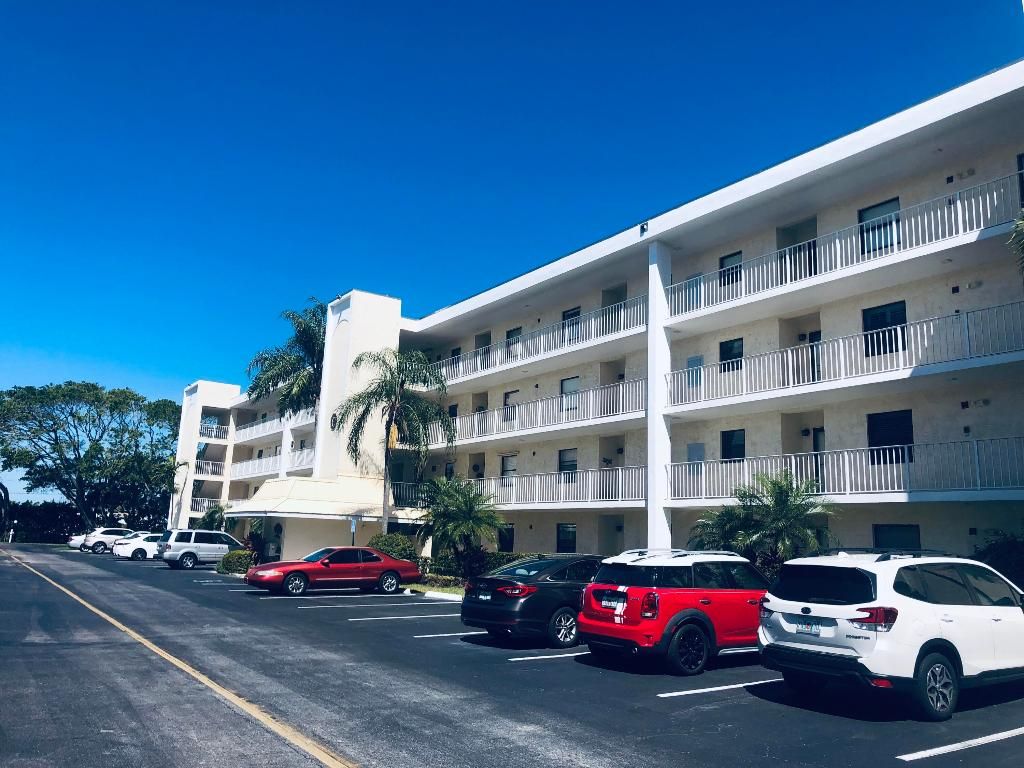 Photo of 300 N Highway A1a #406c, Jupiter, FL 33477 (MLS # R10951961)