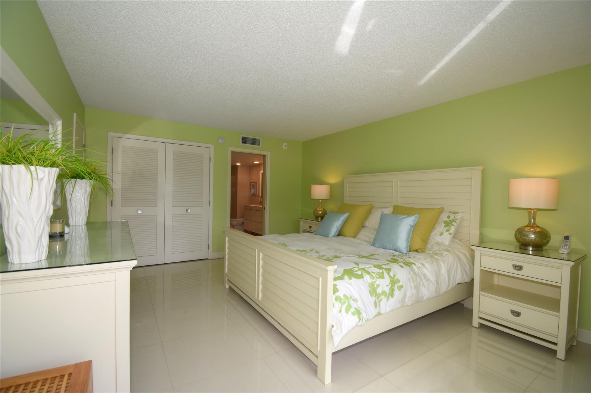 BOCA TEECA - Residential Lease