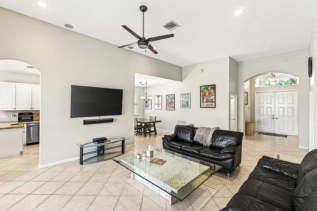 Photo of 7970 Monarch Court, Delray Beach, FL 33446 (MLS # B26019197)