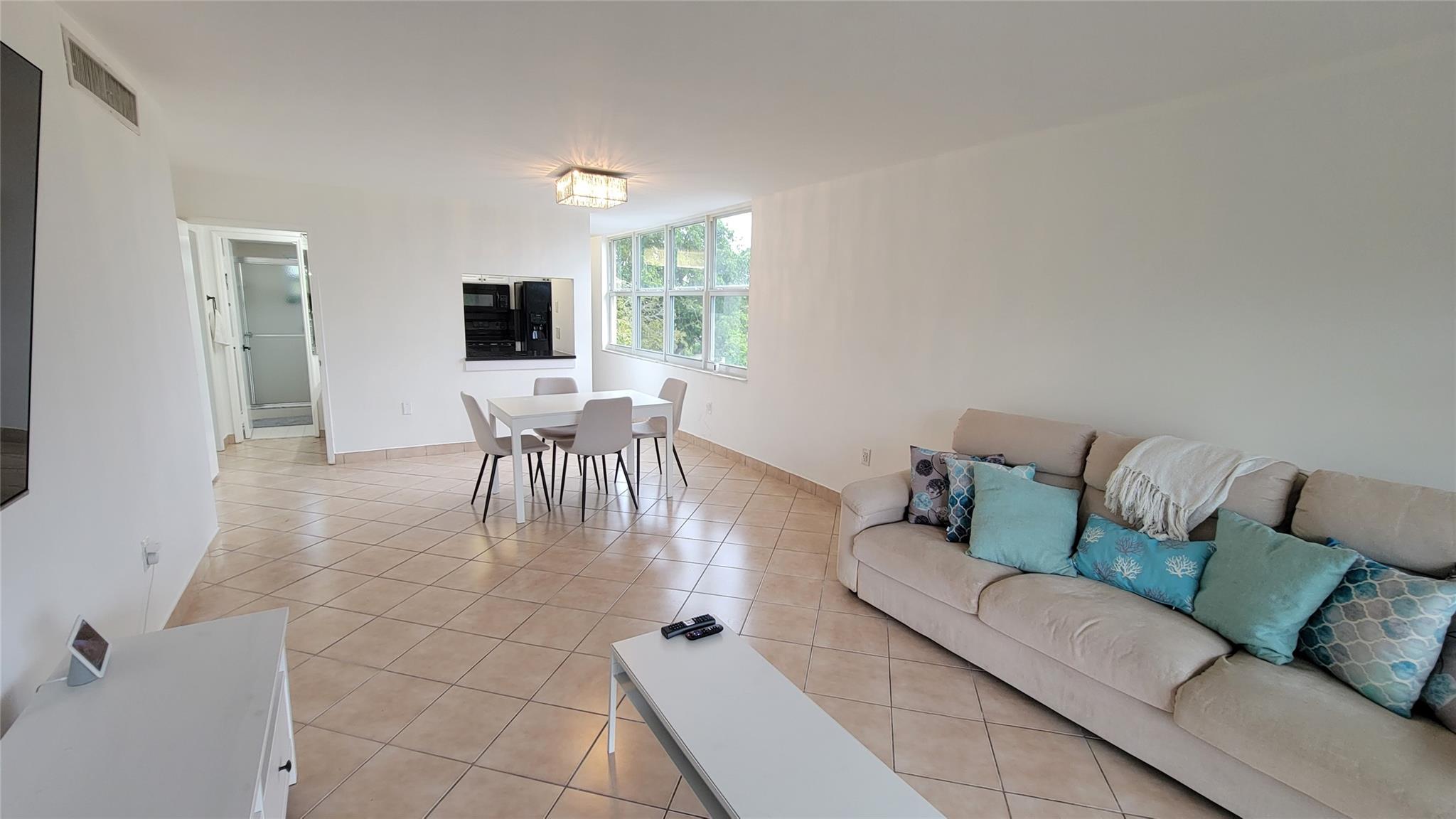 TANGERINE CONDOMINIUM - Residential Lease