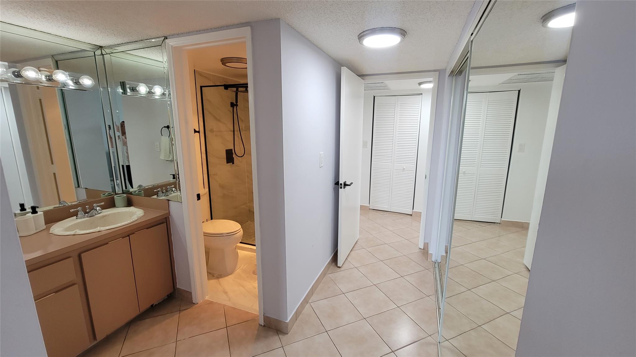 TANGERINE CONDOMINIUM - Residential Lease