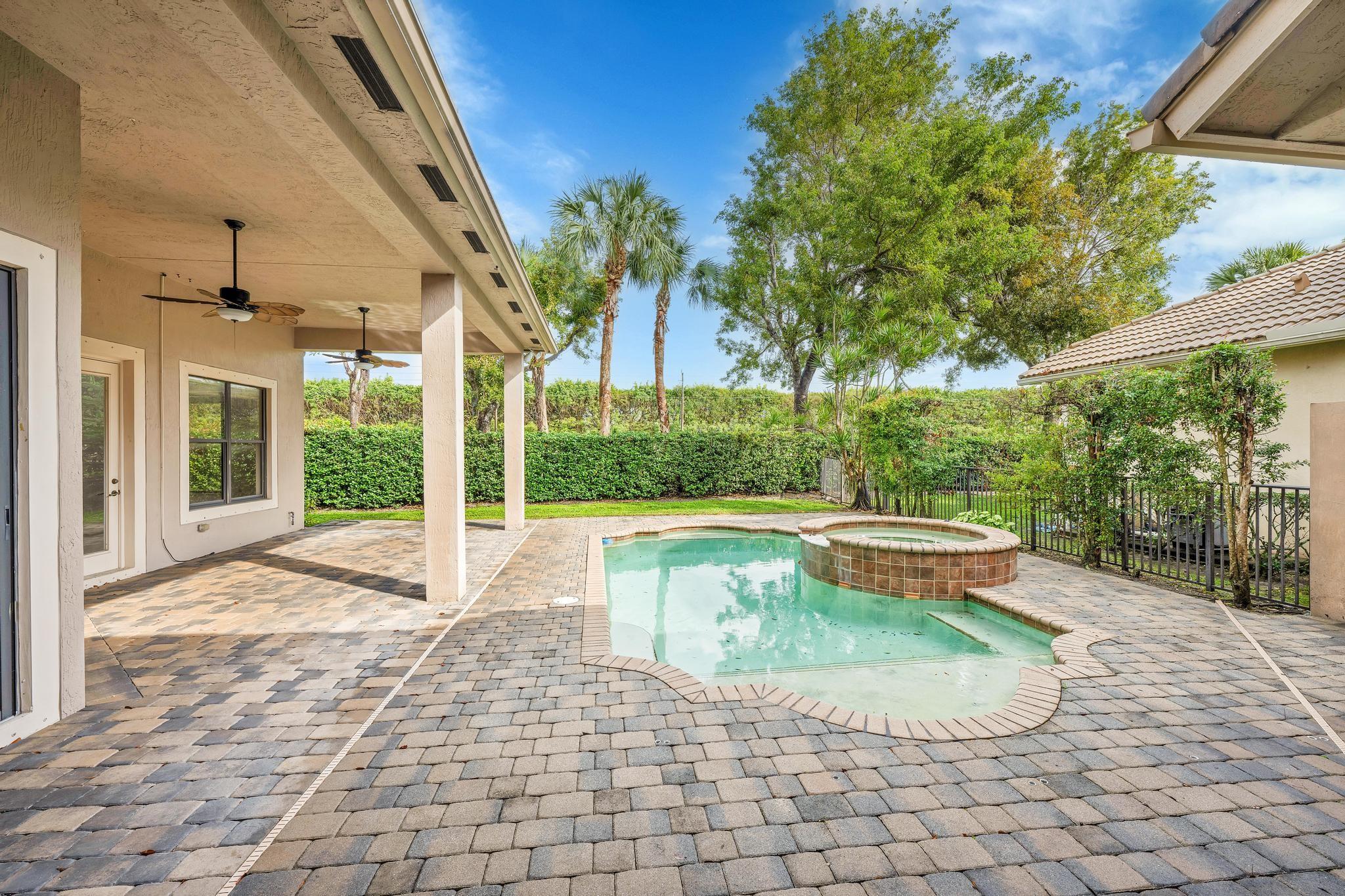 Casabella - Residential Lease