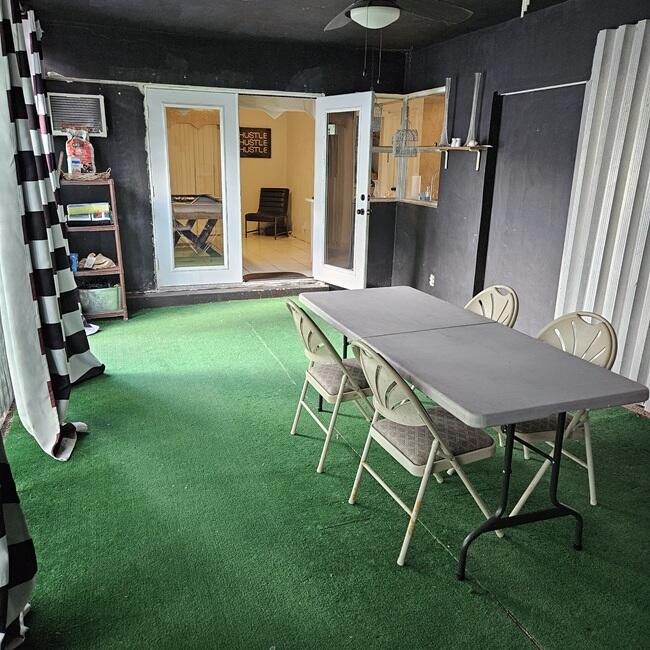 ORIOLE ESTATES SEC 5 - Residential