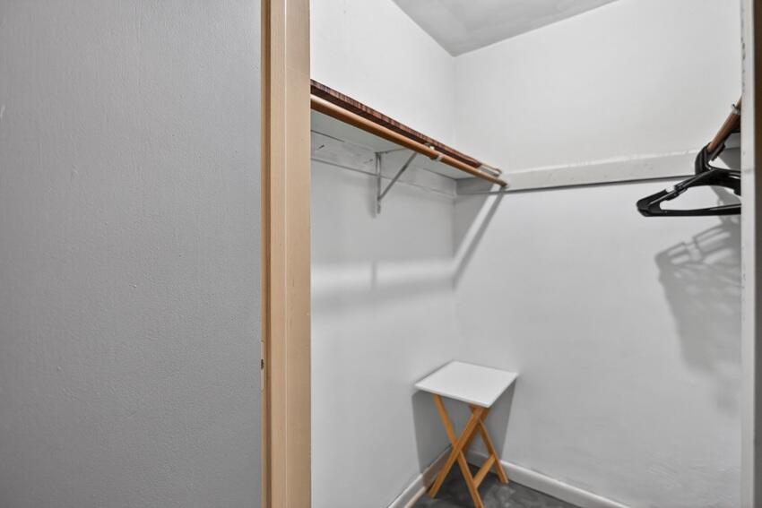 ORIOLE ESTATES SEC 5 - Residential