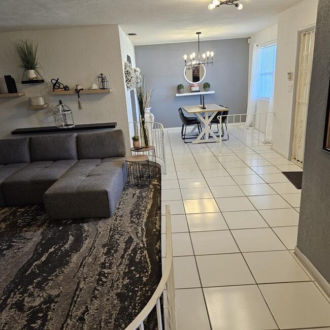 ORIOLE ESTATES SEC 5 - Residential