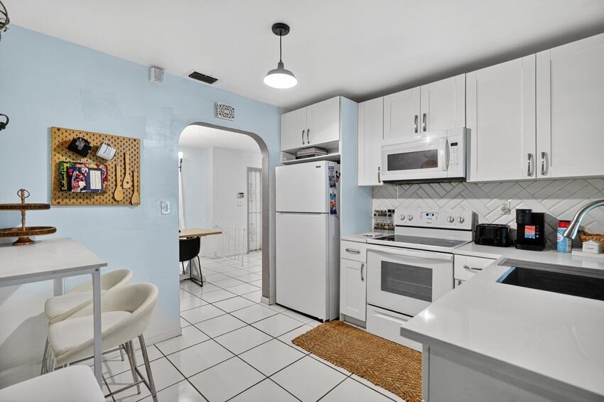 ORIOLE ESTATES SEC 5 - Residential