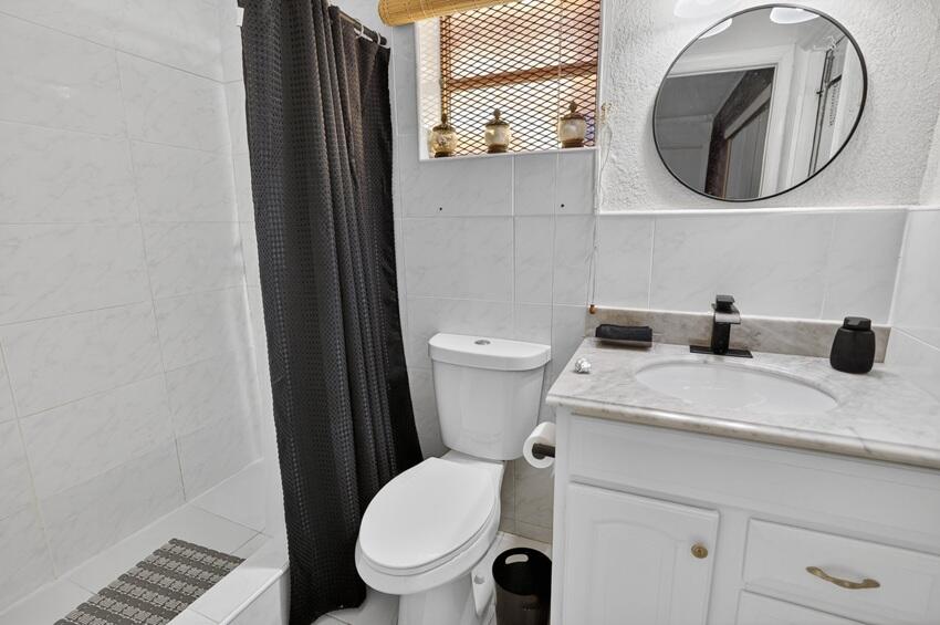 ORIOLE ESTATES SEC 5 - Residential