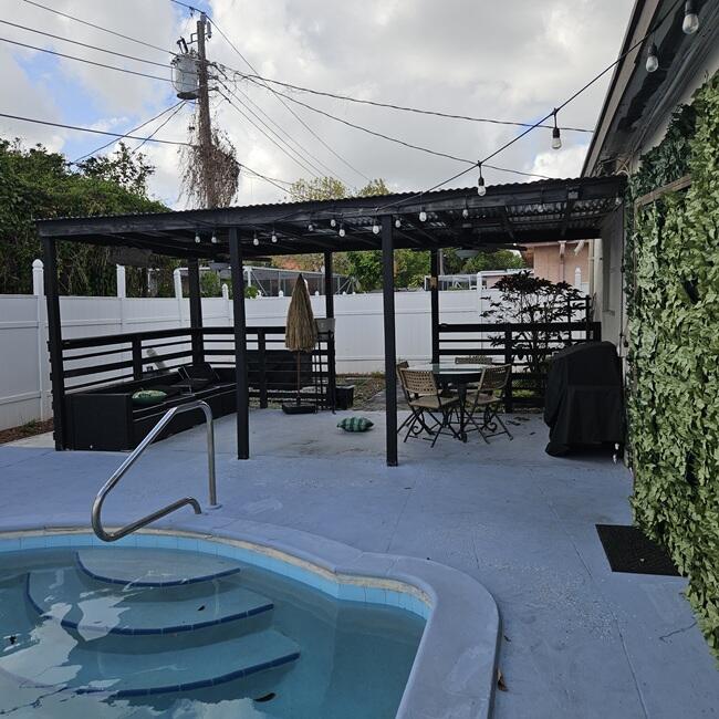 ORIOLE ESTATES SEC 5 - Residential