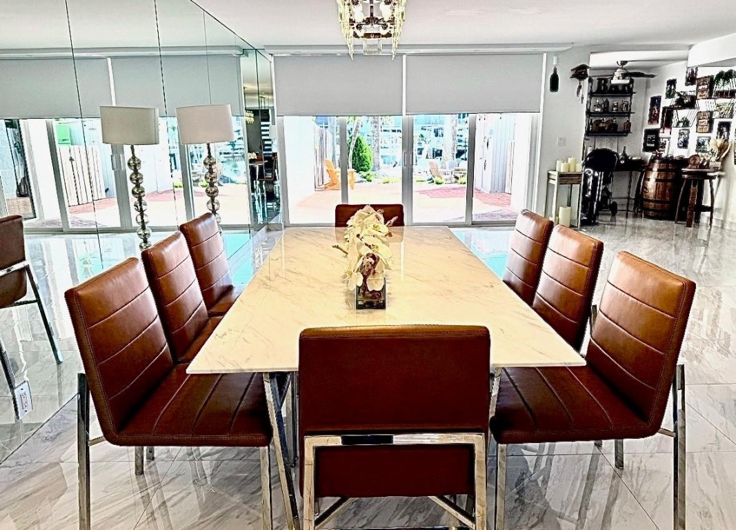 VENETIAN PARK CONDO II - Residential